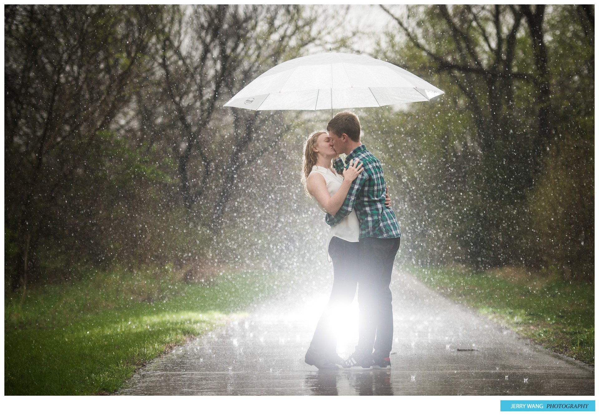 K&T_Engagement_Session_Rain_Lawrence_Kansas014