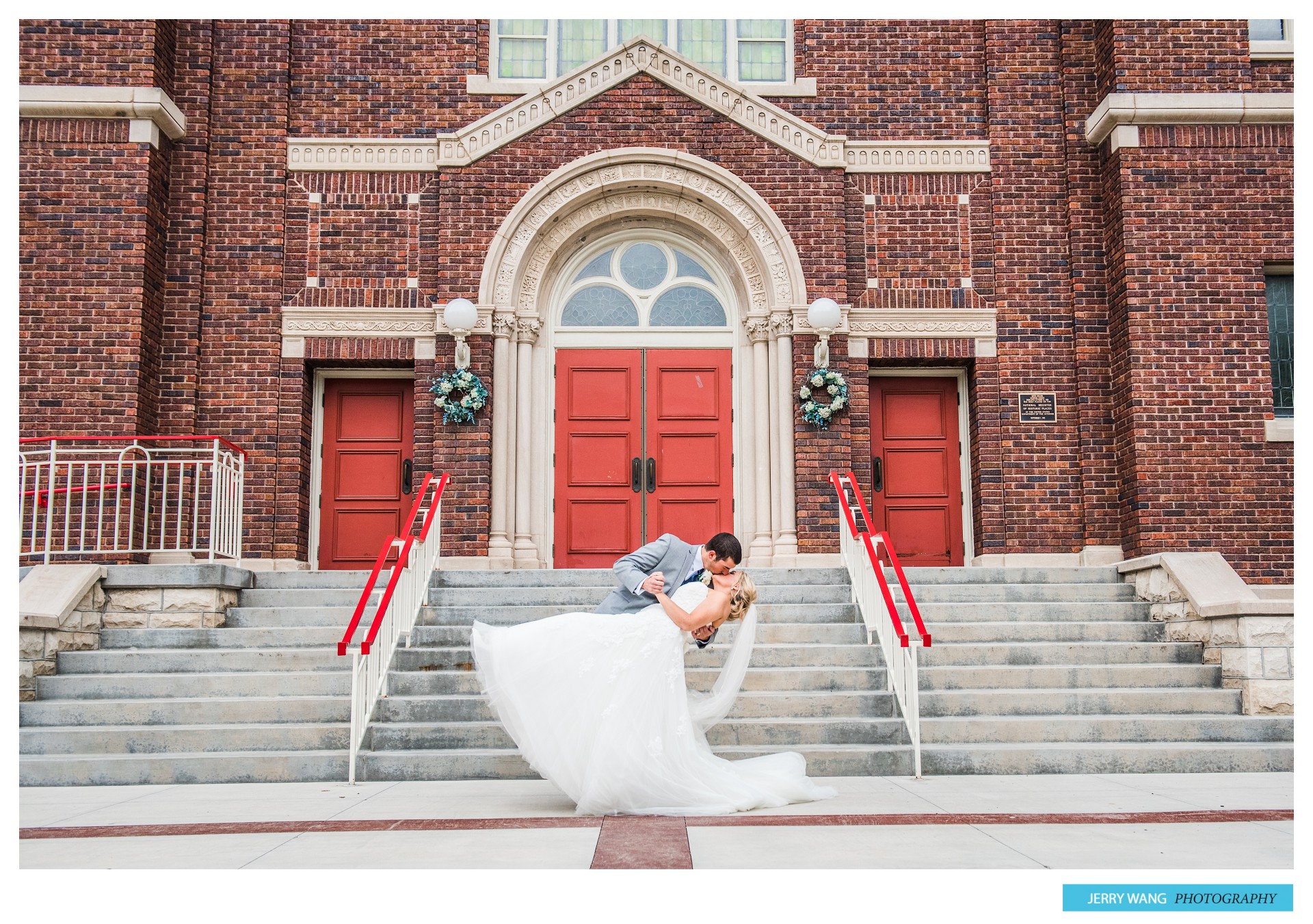 A&B_Manhattan_KS_Wedding_Prairiewood_Retreat 24