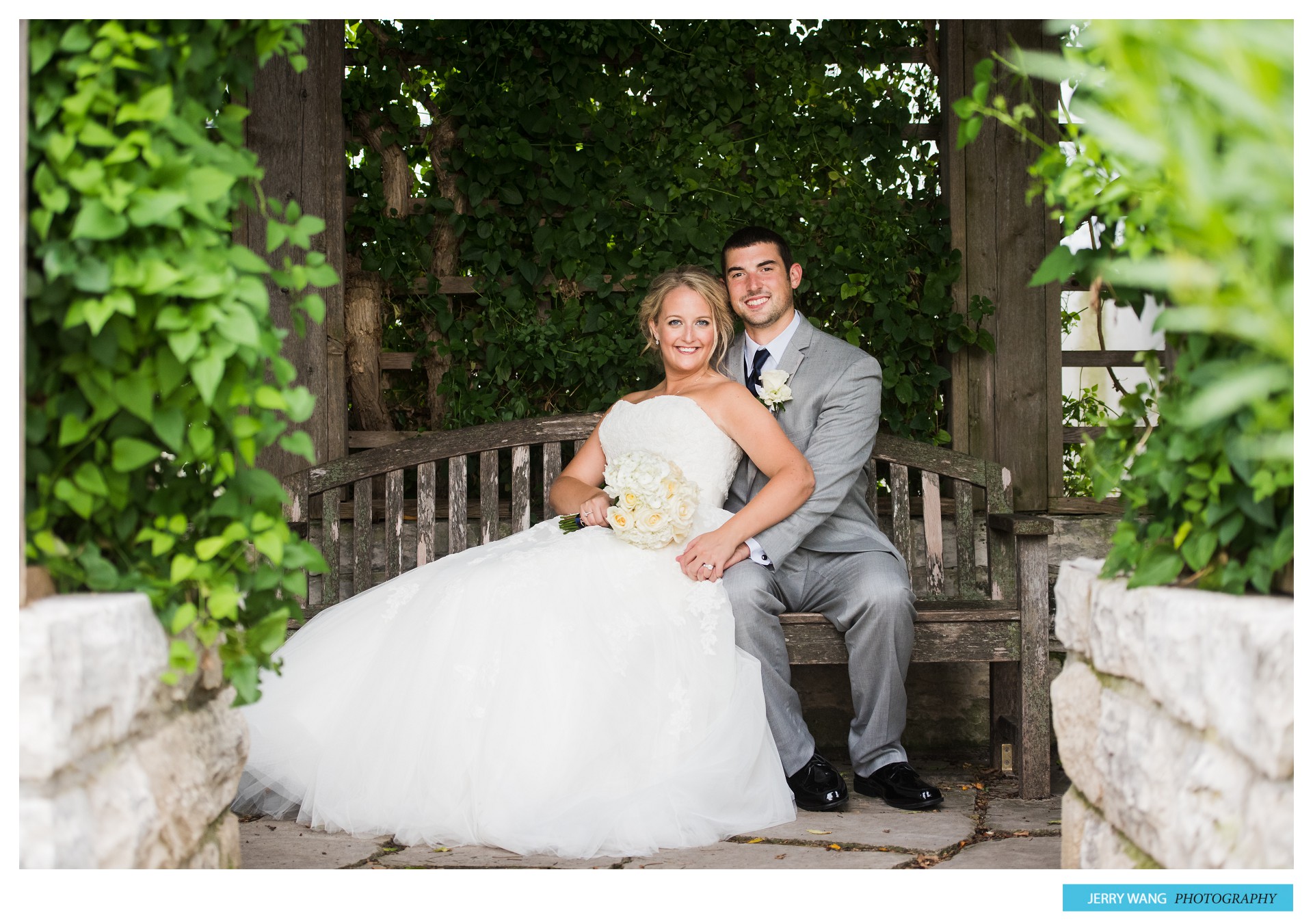 A&B_Manhattan_KS_Wedding_Prairiewood_Retreat 27