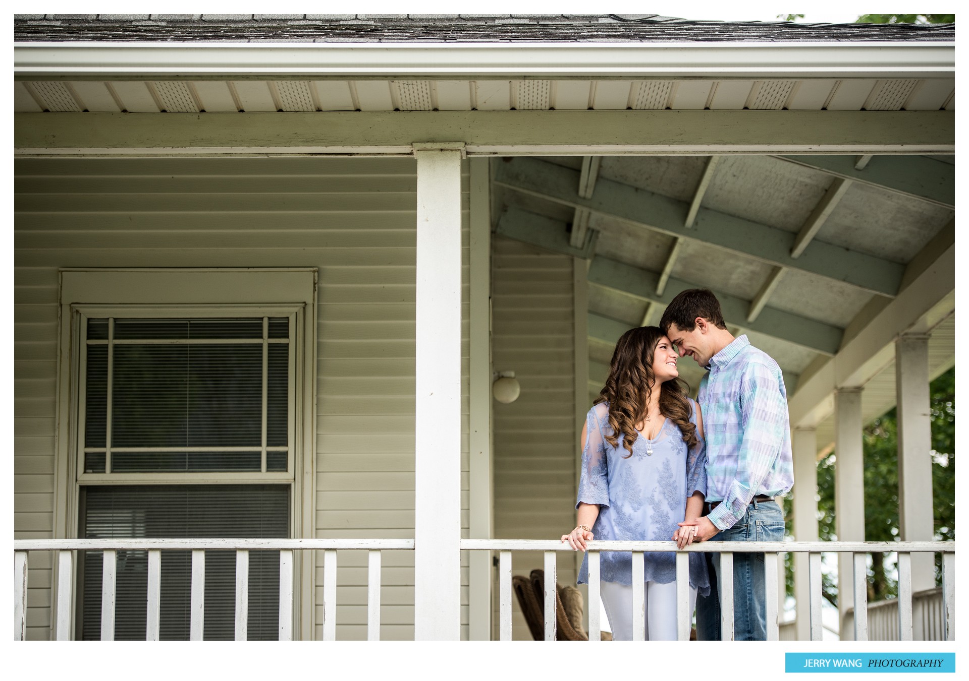 S&B_Spring_Hills_Kansas_Hickory_Creek_Engagement_Session 5