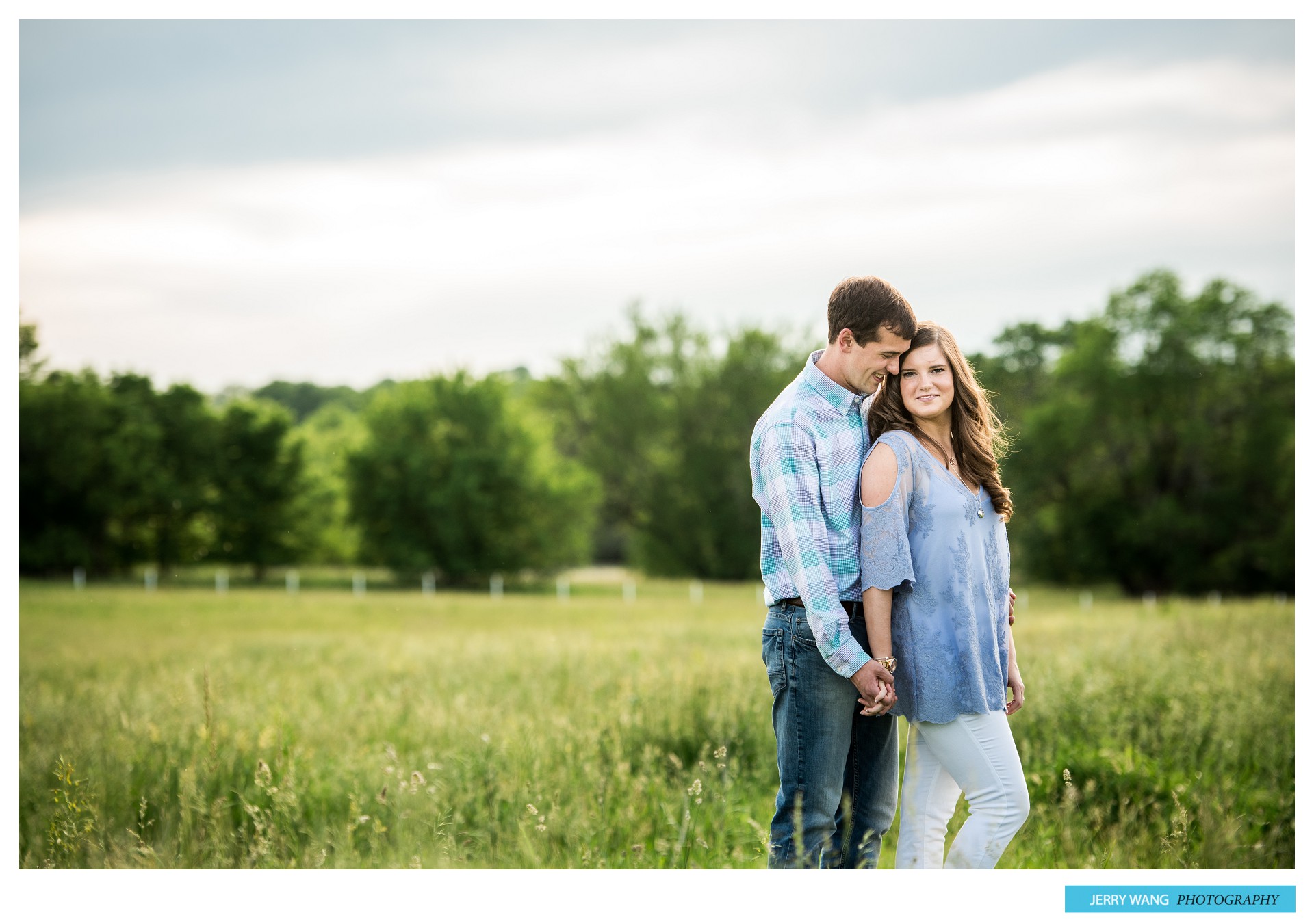 S&B_Spring_Hills_Kansas_Hickory_Creek_Engagement_Session 8