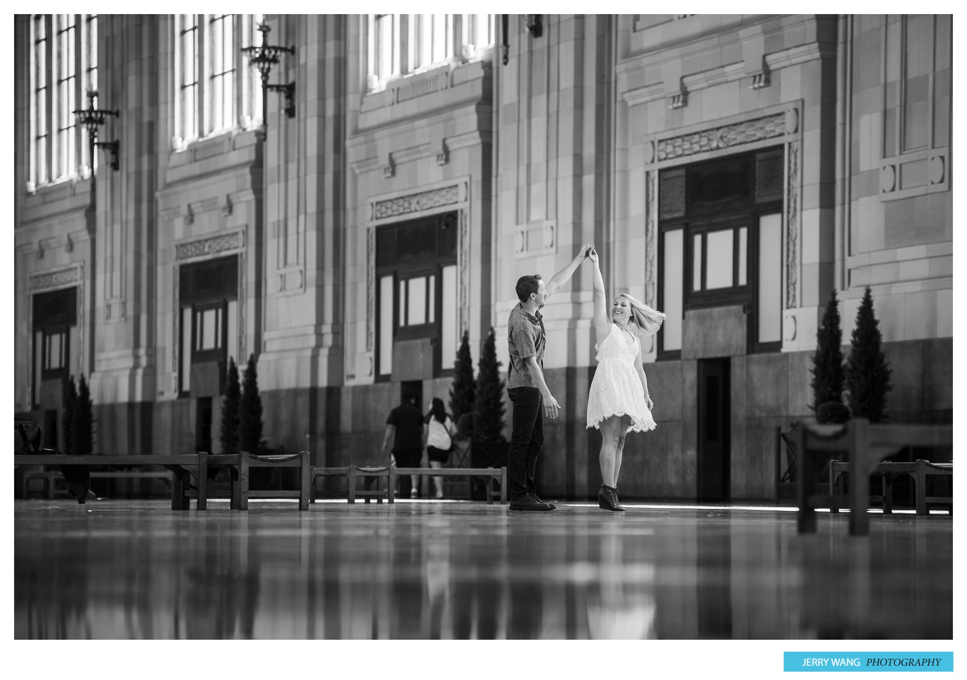 K&K_Kansas_City_Engagement_Session_Union_Station_ 5