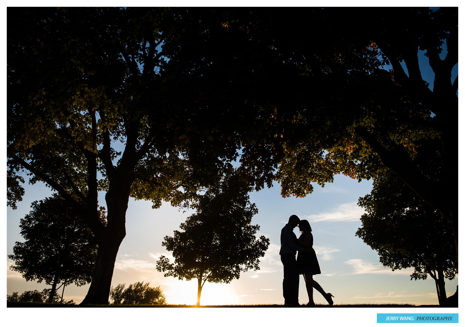 jm_kansas_city_engagement_session_loose_park_liberty_memorial_-11