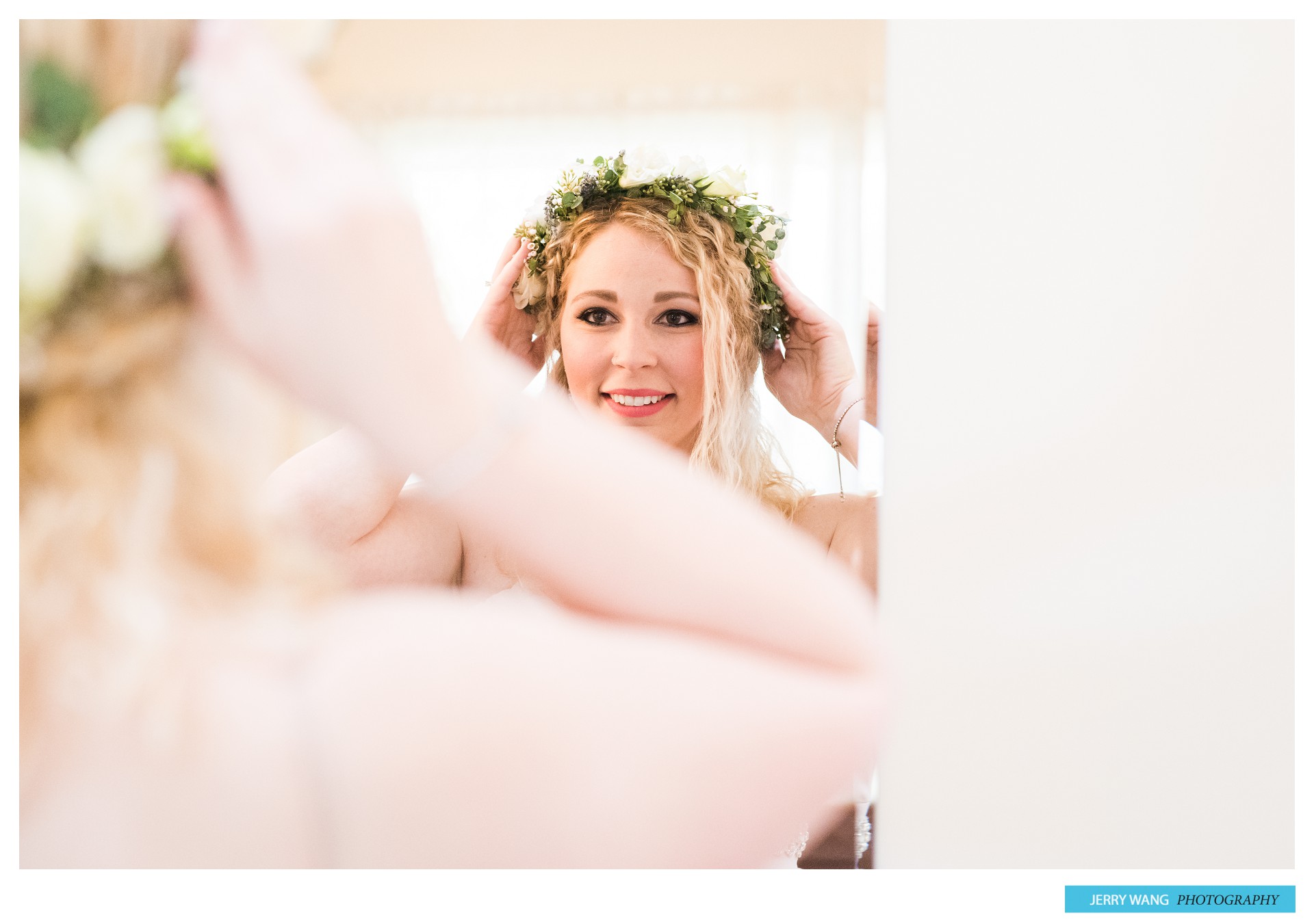 km_leavenwork_kansas_fall_barn_wedding_schwinn_farm_-10