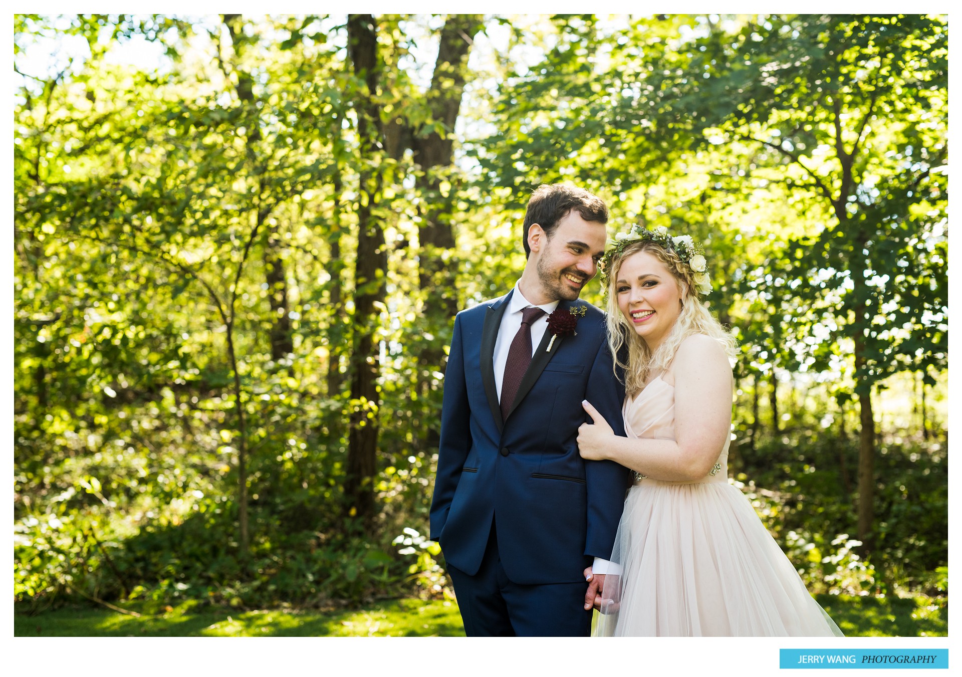 km_leavenwork_kansas_fall_barn_wedding_schwinn_farm_-24