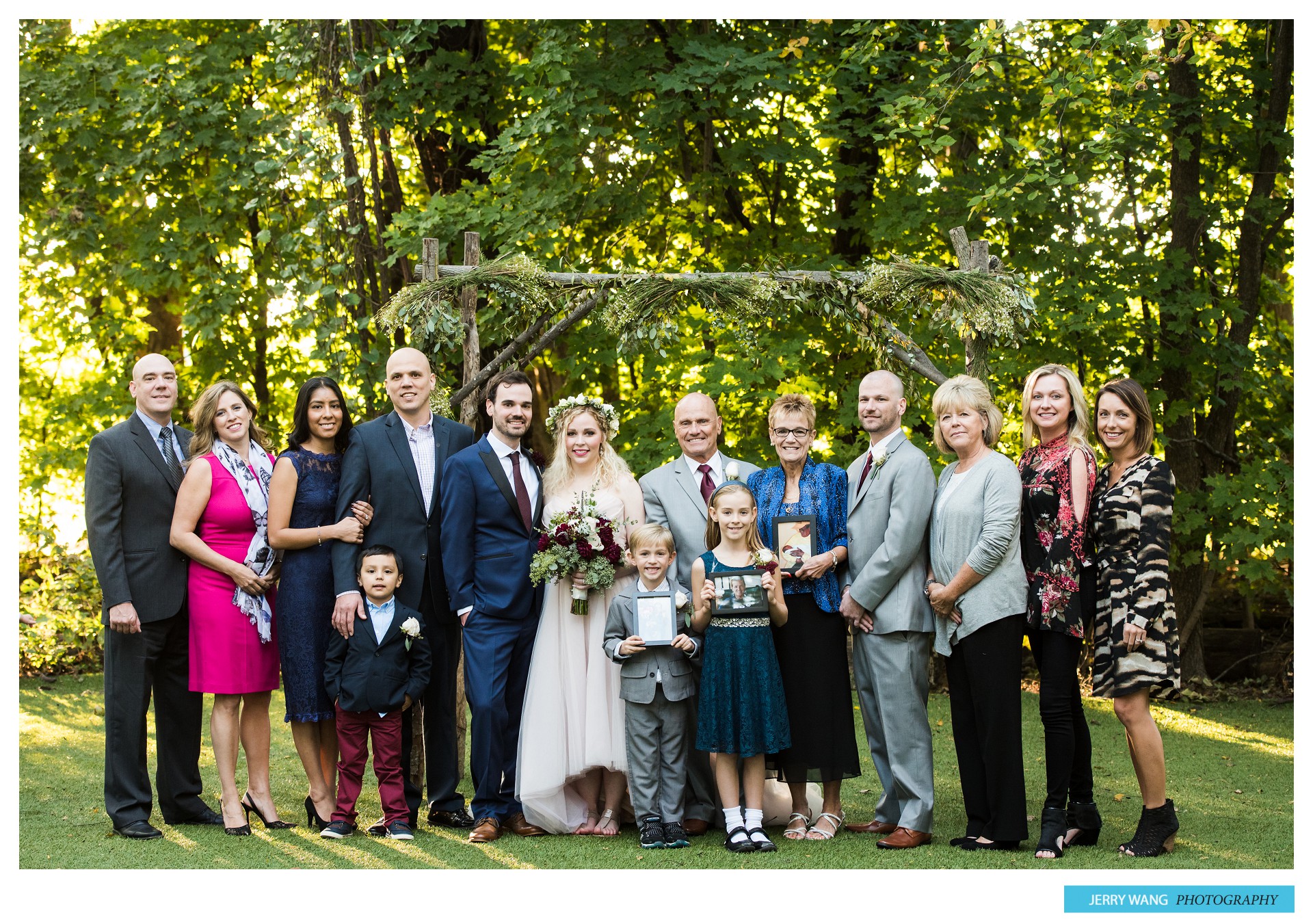 km_leavenwork_kansas_fall_barn_wedding_schwinn_farm_-40