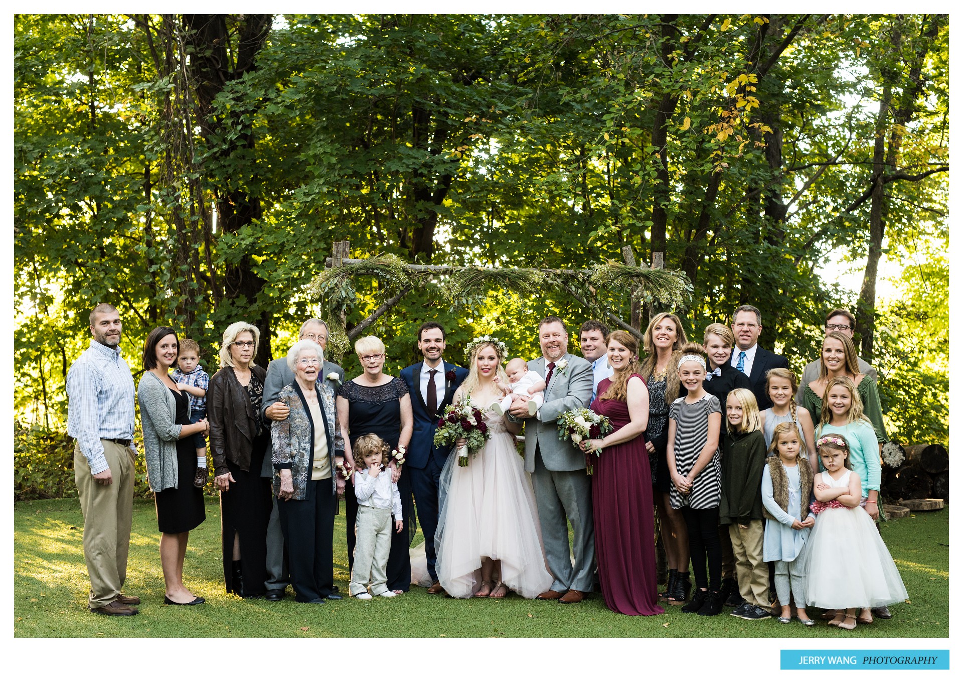 km_leavenwork_kansas_fall_barn_wedding_schwinn_farm_-41