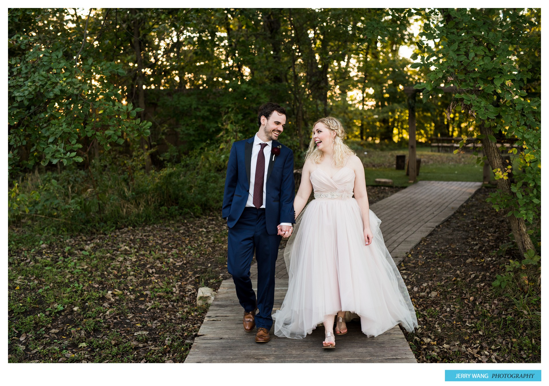 km_leavenwork_kansas_fall_barn_wedding_schwinn_farm_-48