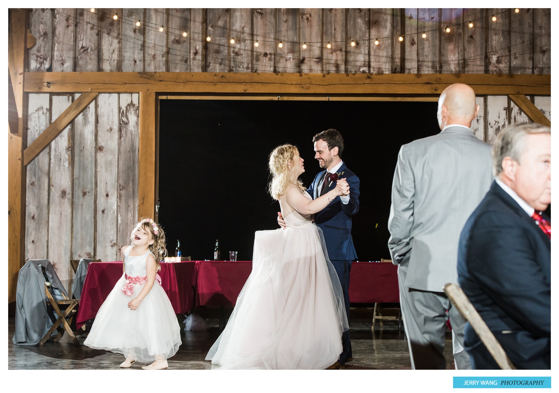 km_leavenwork_kansas_fall_barn_wedding_schwinn_farm_-55