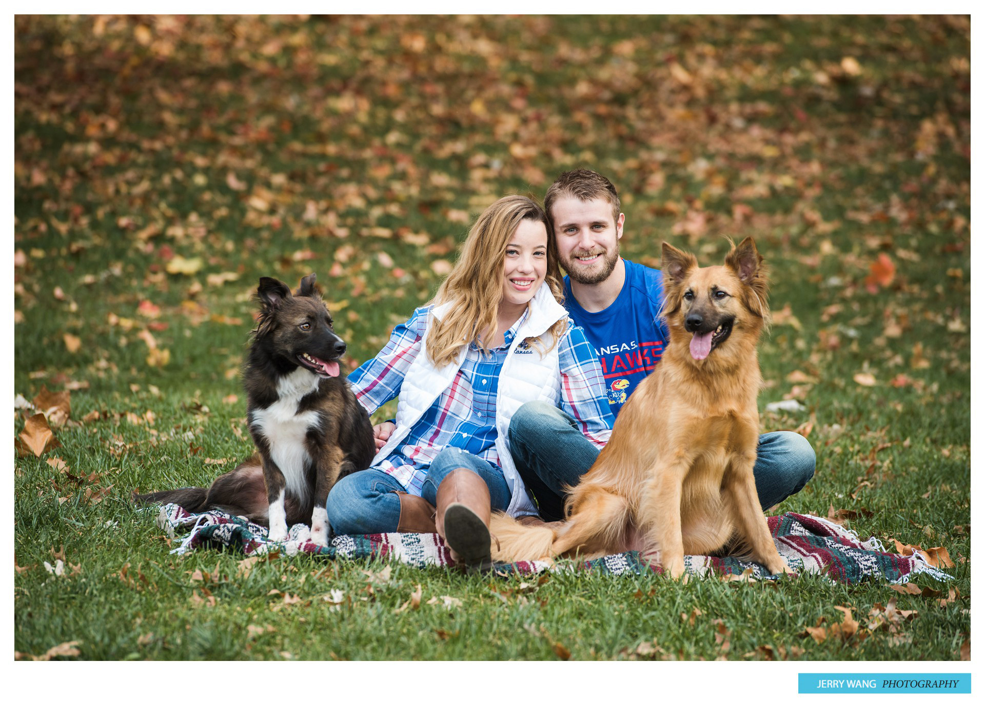 ss_lawrence-kansas_engagement_session_ku_-1