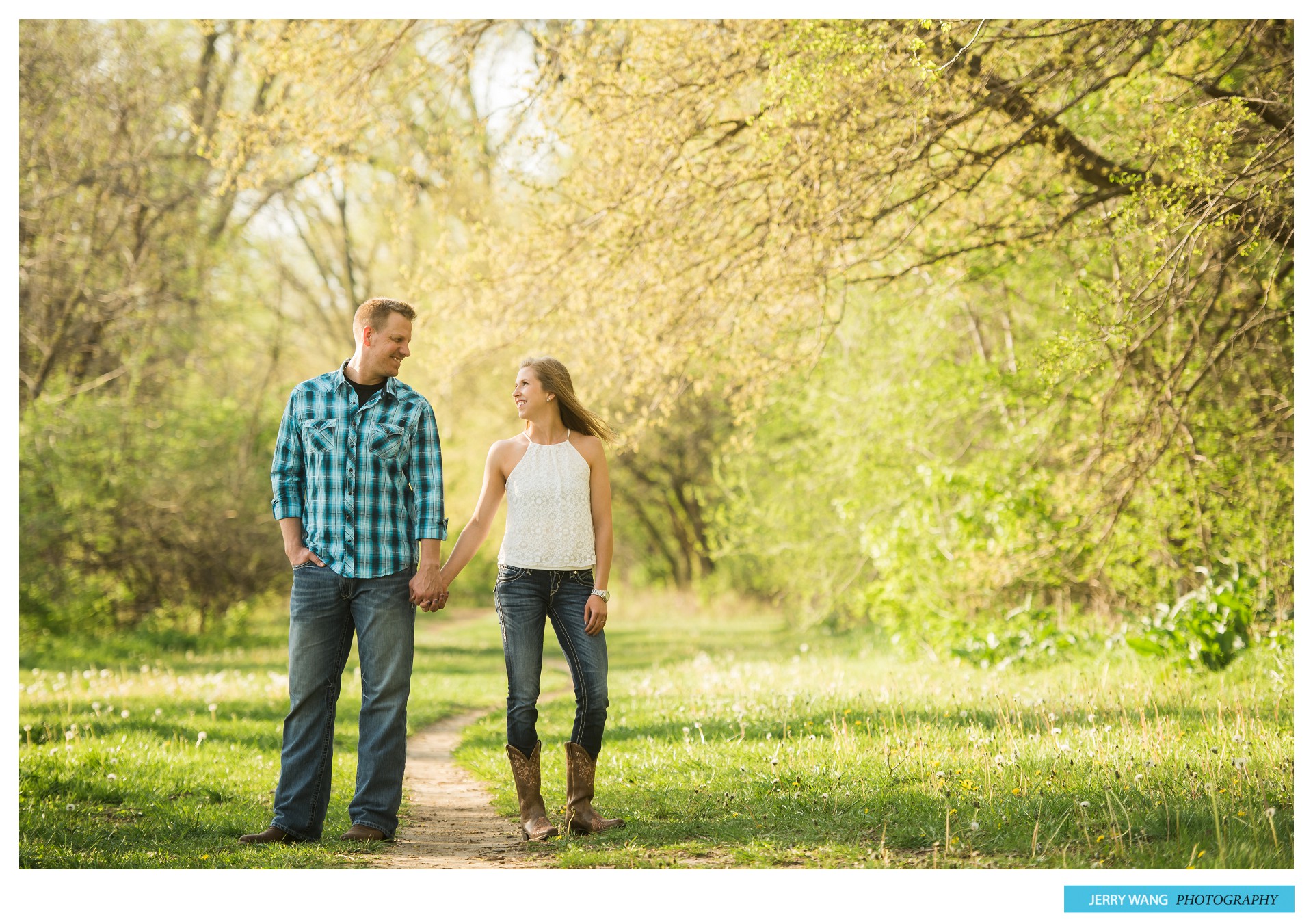 A&W_Lawrence_KS_Engagement_Session_ 10