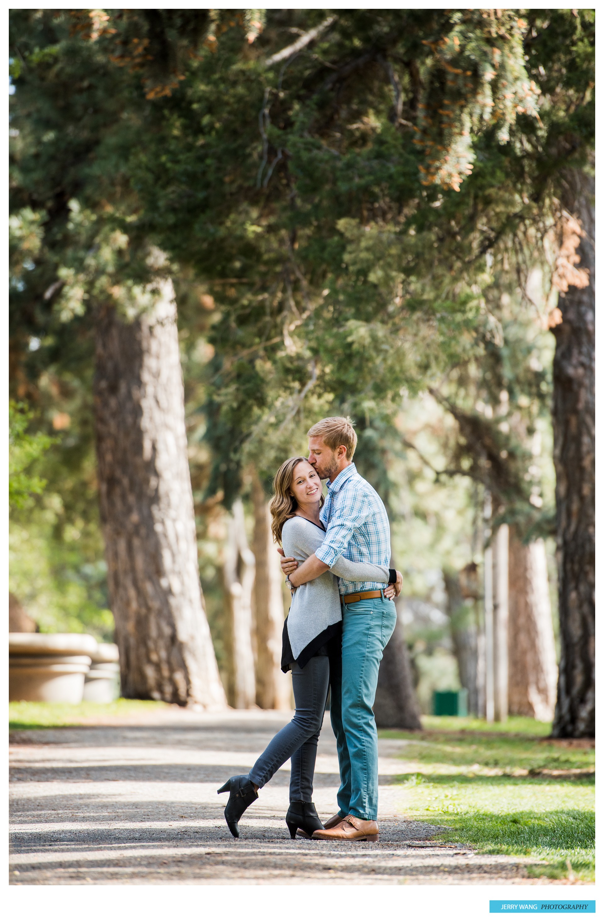 J&J_Denver_Colorado_Engagement_Session_Cheesman_Park_Alpine_Dog_Brewery_ 12