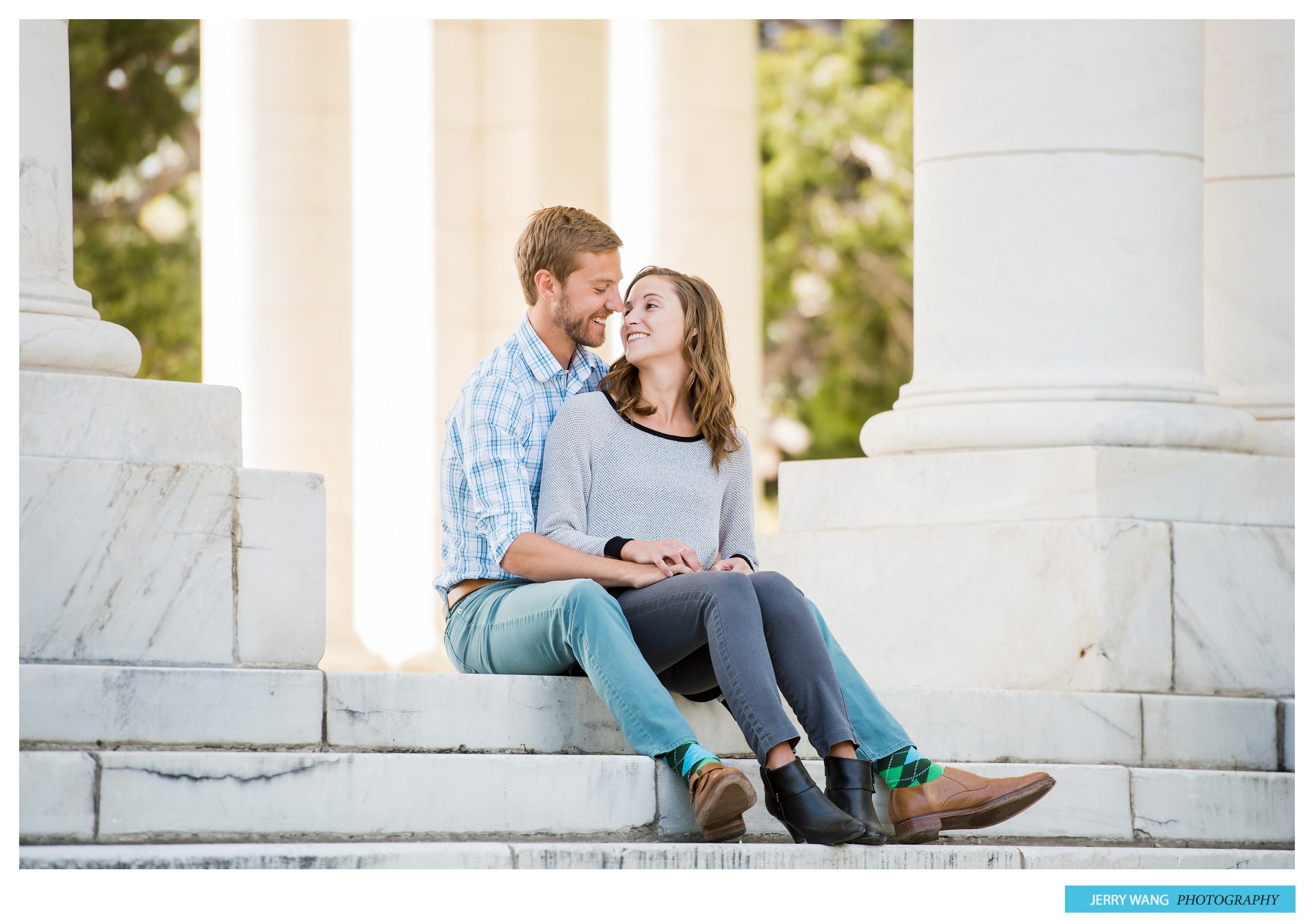 J&J_Denver_Colorado_Engagement_Session_Cheesman_Park_Alpine_Dog_Brewery_ 7